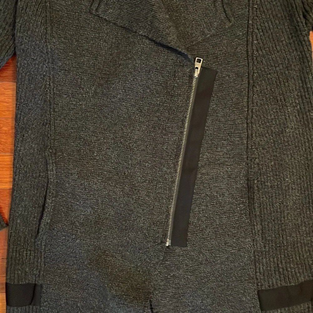 Athleta Side Zip Sweater, Size XS - Picture 2 of 5